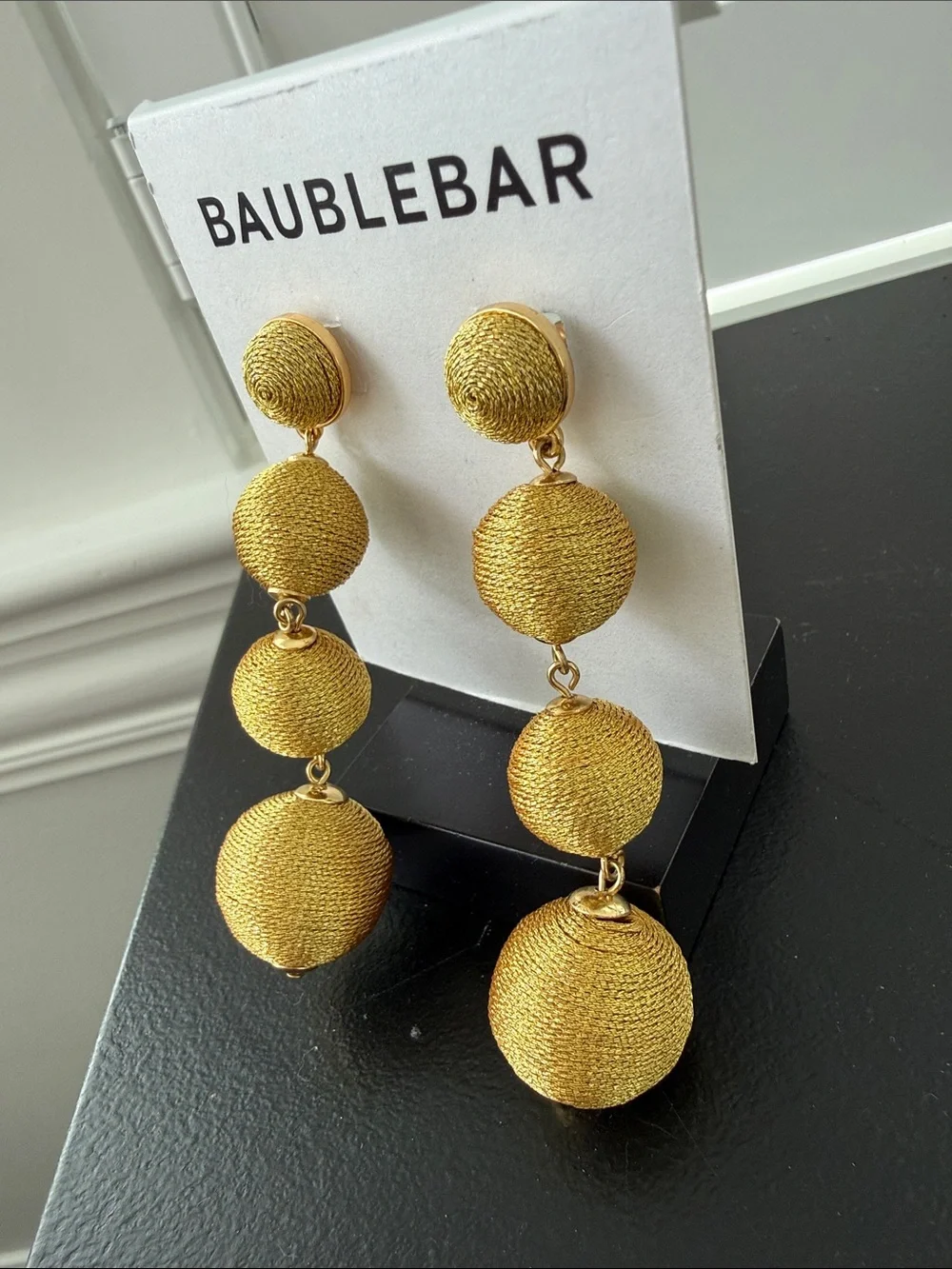 BaubleBar nwot ships